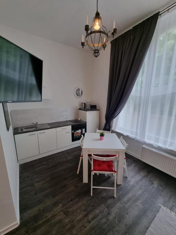 Zum Falschen Fuenfziger Quedlinbourg Extérieur photo