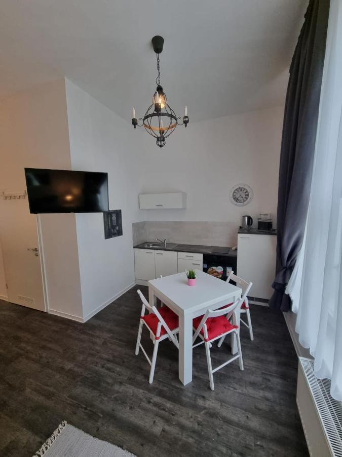 Zum Falschen Fuenfziger Quedlinbourg Extérieur photo